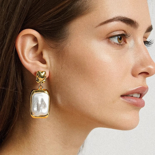Jacques 18K Gold Non-Tarnish Square Pearl Earring
