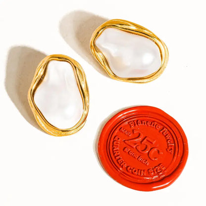 Yasmin 18K Gold Non-Tarnish Classic Pearl Round Earring